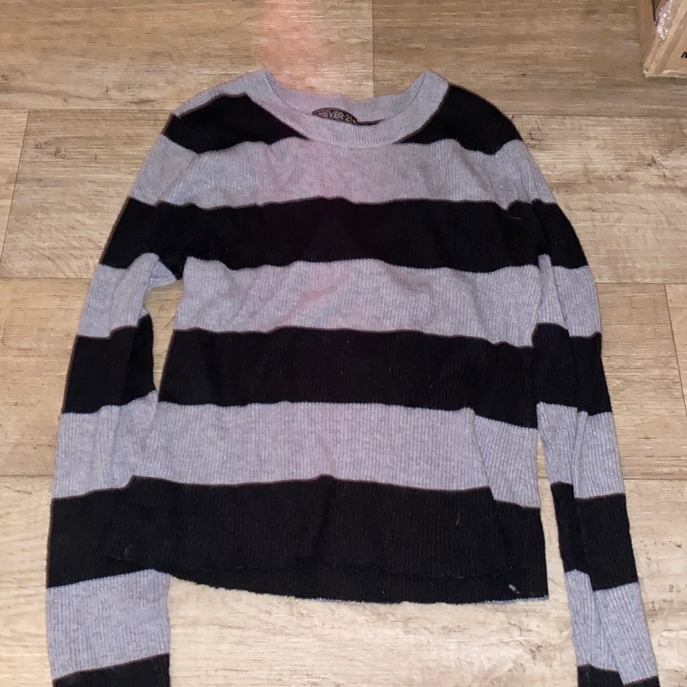 Forever 21 sweater